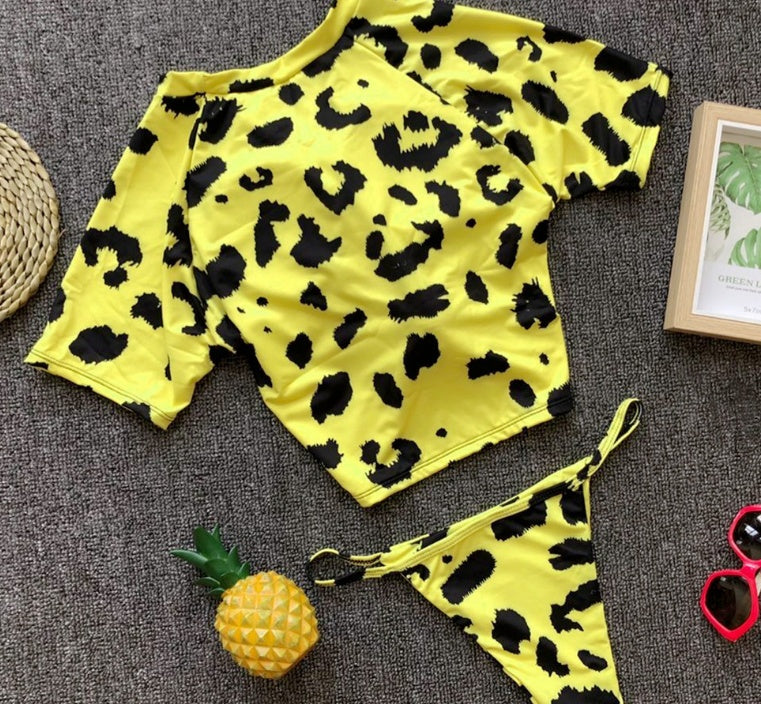 Knotted split swimsuit