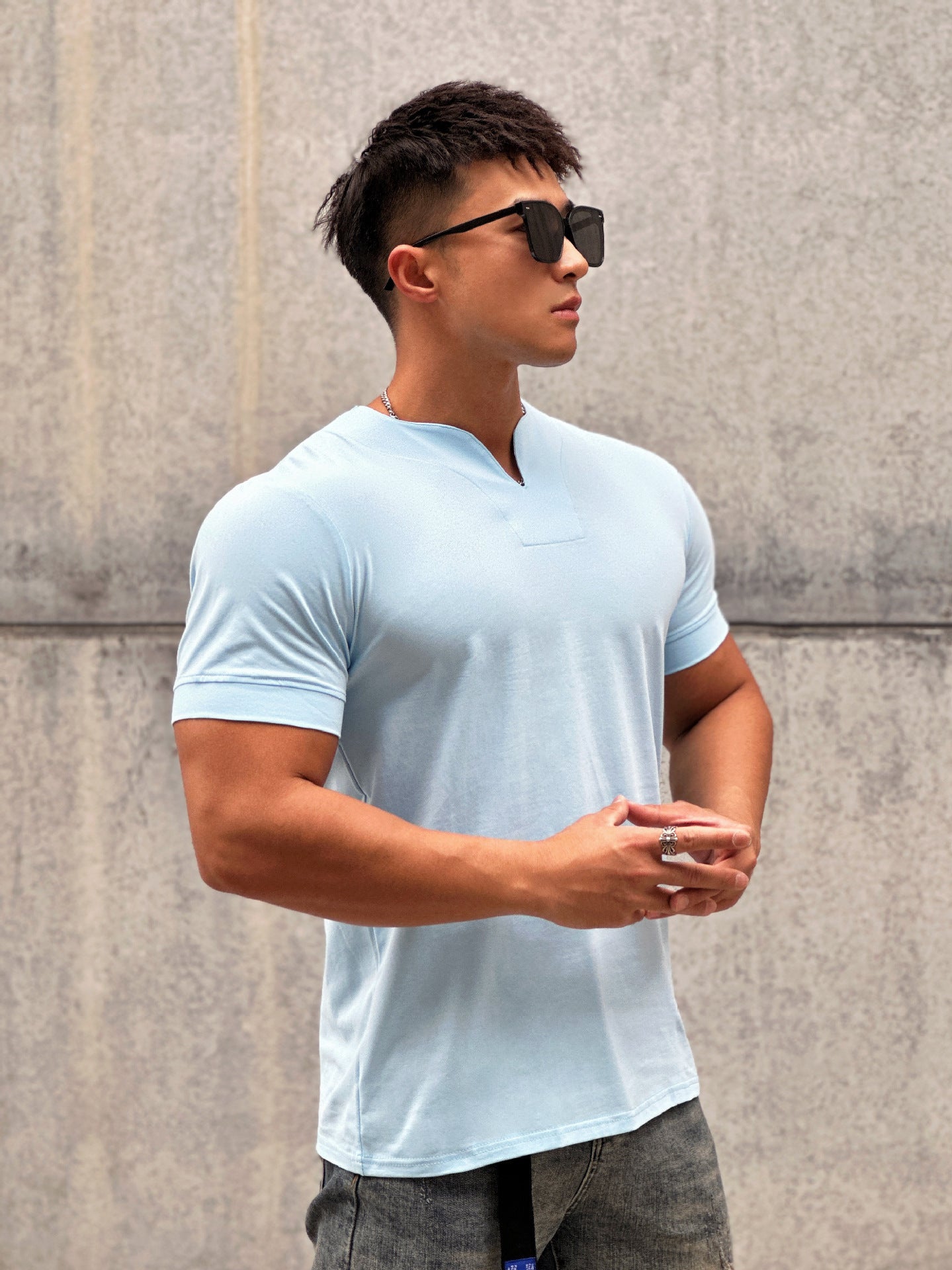 Loose V-neck Short-sleeved Shirt