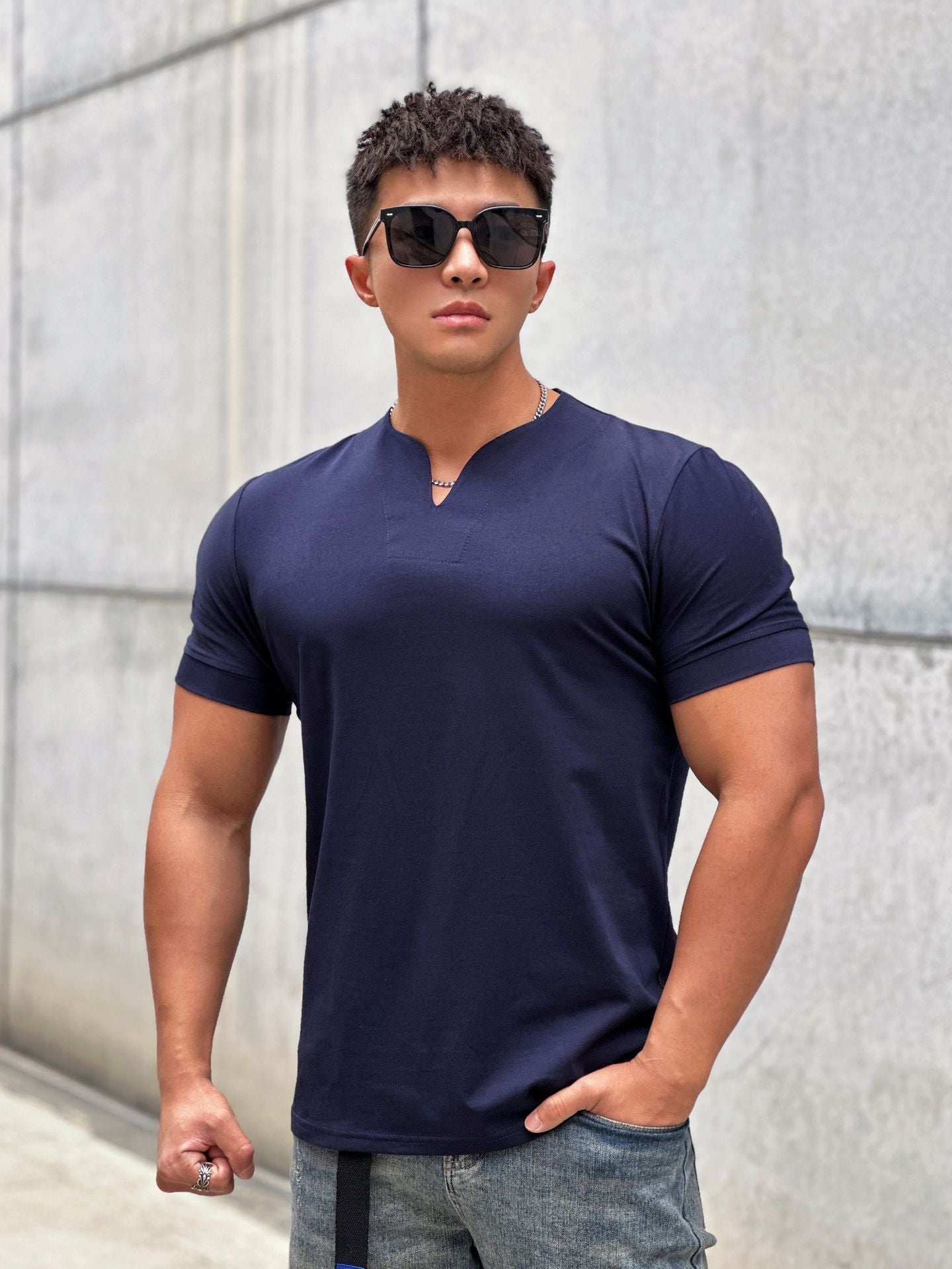 Loose V-neck Short-sleeved Shirt