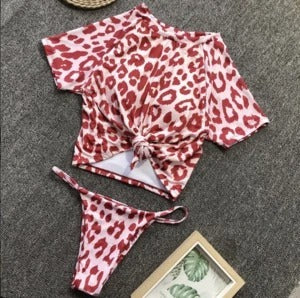 Knotted split swimsuit
